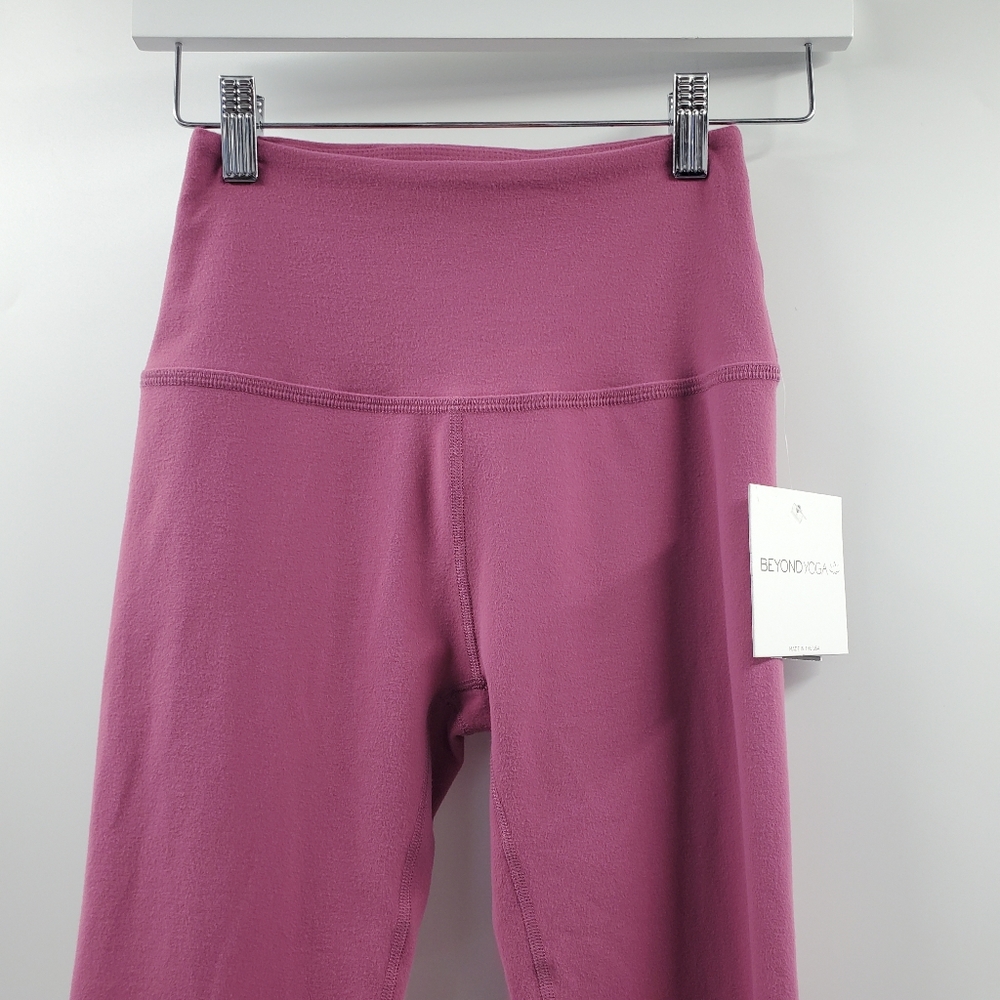 Beyond Yoga Caught In Midi High Waisted Legging Dusty Rose Pink NEW - Picture 2 of 7